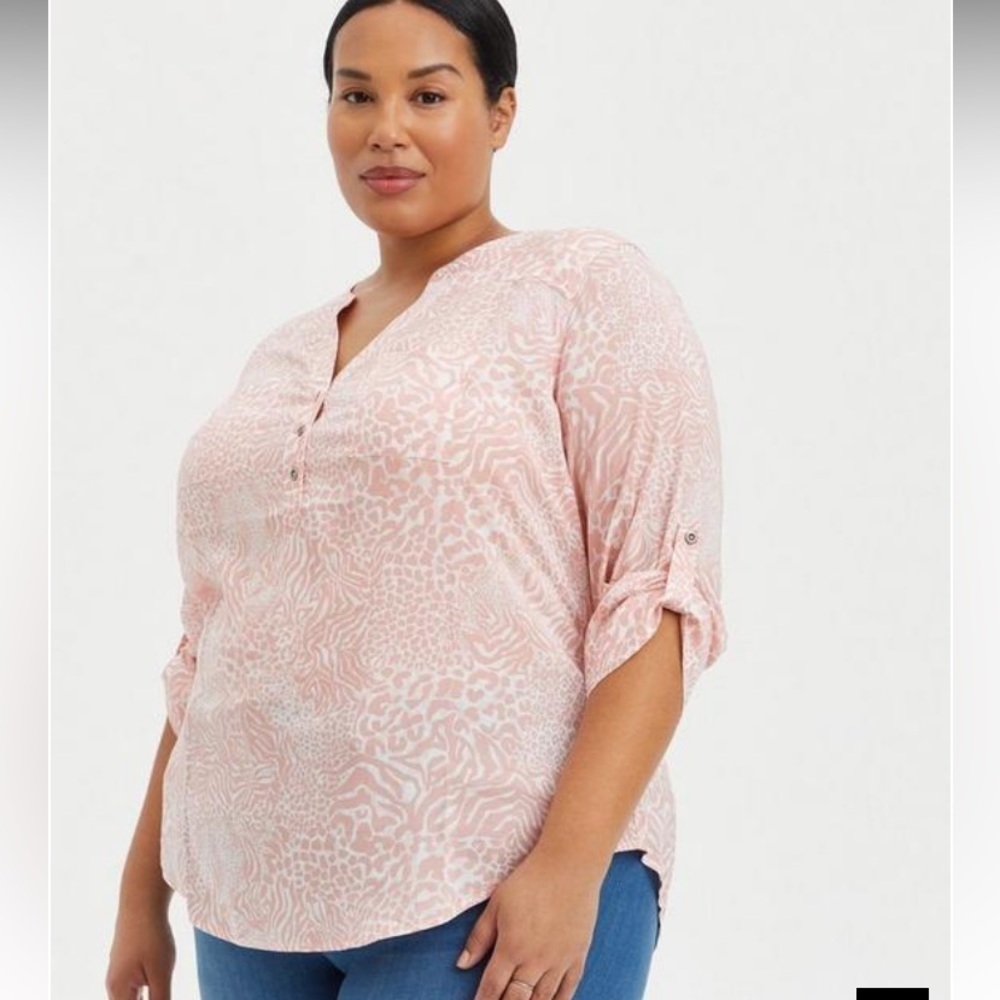 Torrid Harper Pullover Challis Animal Print Size 5 NWT